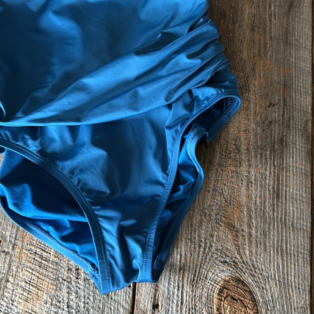 Jantzen One-Piece V-Neck Swimsuit NWOT Size 10 Moroccan Blue - Picture 8 of 12